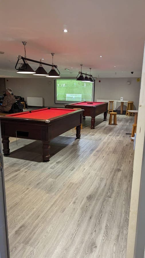 Sports Lounge & Pool Tables